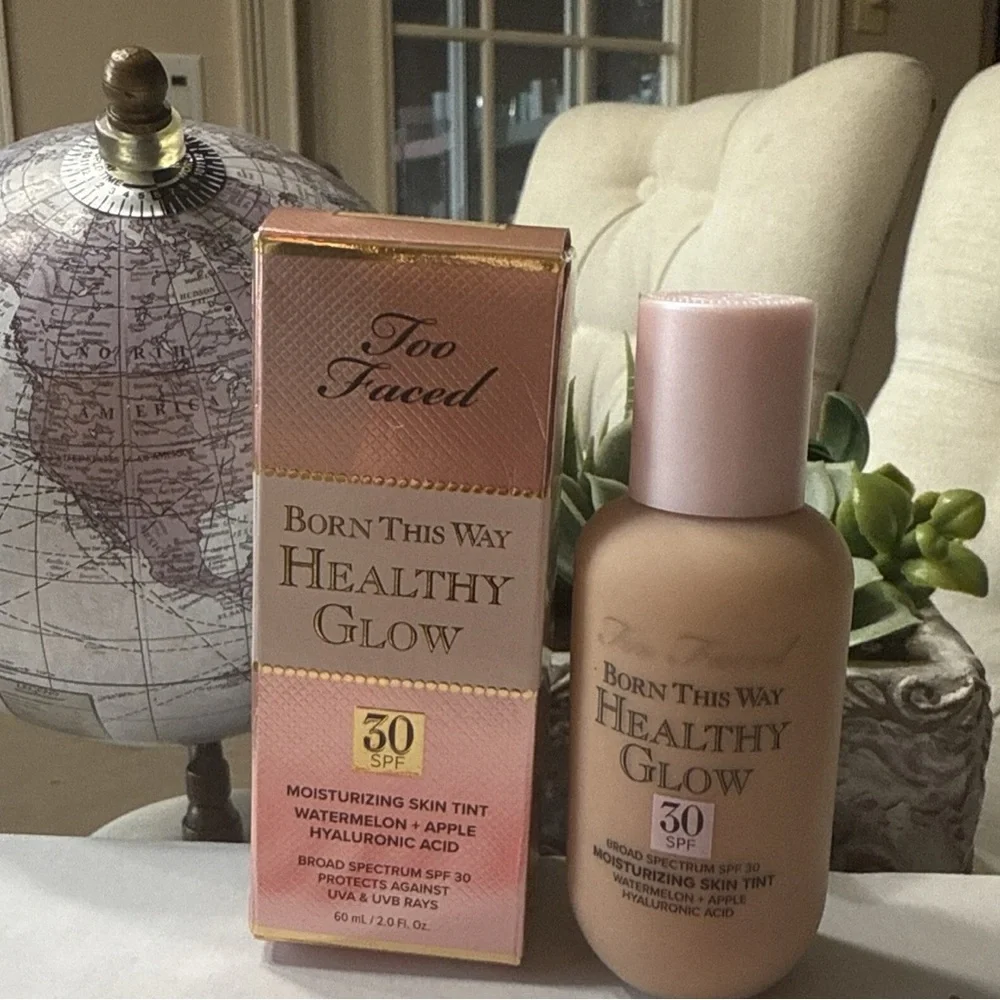 NIB Too Faced Born This Way Healthy Glow Moisturizing Skin Tint Warm Sand